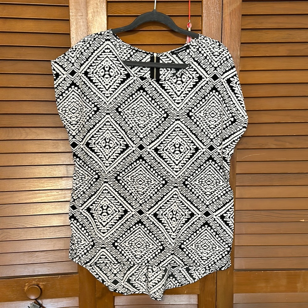 Light weight top